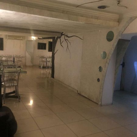 Sarovar Hotel فيساخاباتنام المظهر الخارجي الصورة