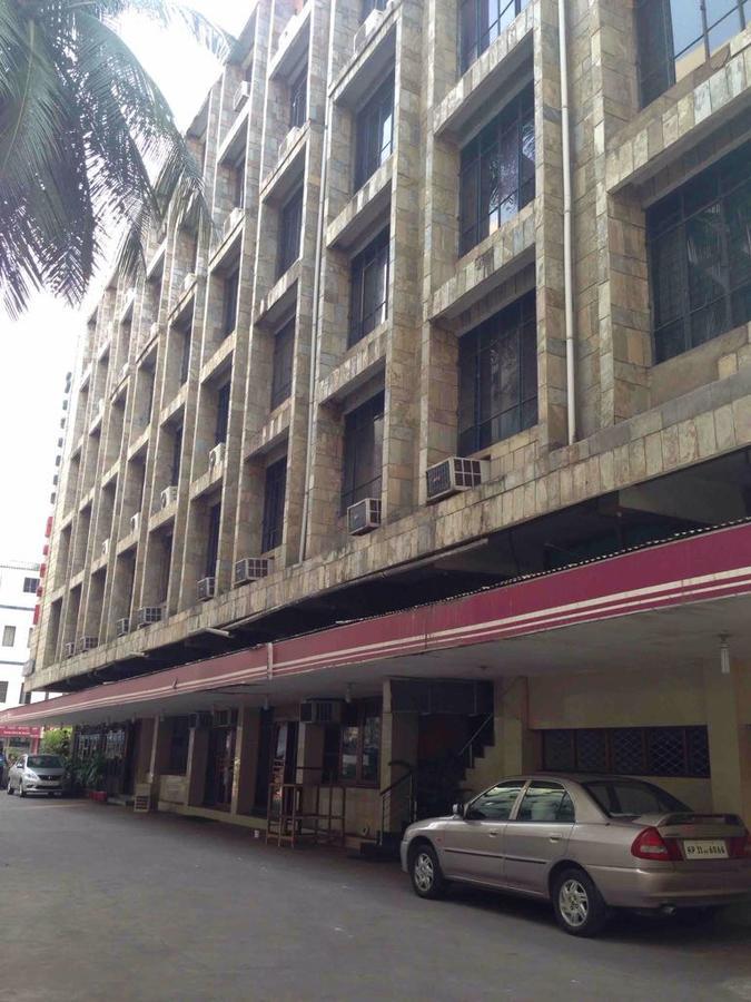 Sarovar Hotel فيساخاباتنام المظهر الخارجي الصورة